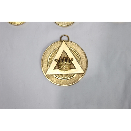 619 - QUANTITY OF MASONIC