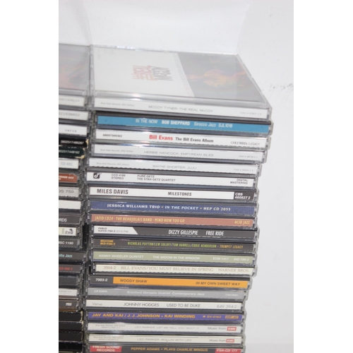 397 - LARGE QUANTITY OF JAZZ CDS 2 of 3