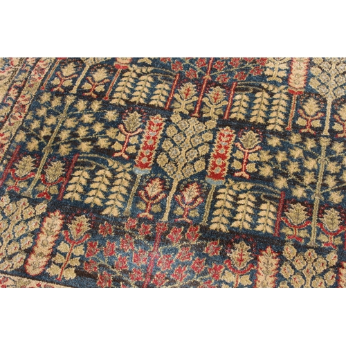 179 - VINTAGE RUG
230 X 158CM