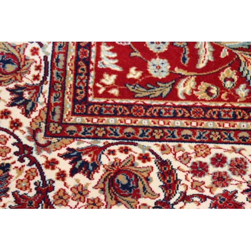 182 - VINTAGE FERAHAN WOOL RUG
300 X 250CM