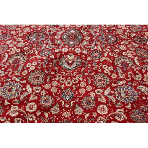 182 - VINTAGE FERAHAN WOOL RUG
300 X 250CM