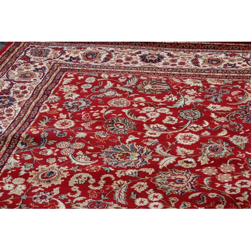 182 - VINTAGE FERAHAN WOOL RUG
300 X 250CM