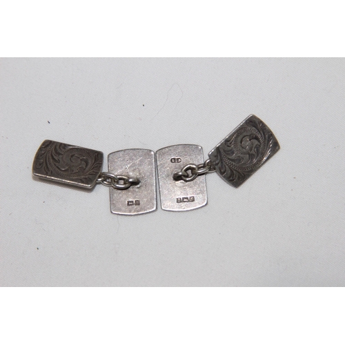 682 - BOXED SILVER CUFFLINKS