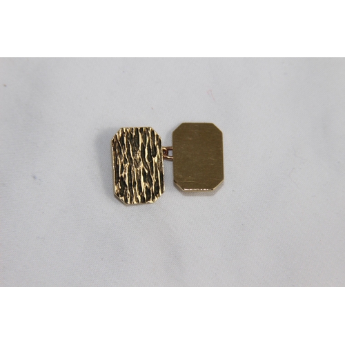 809 - 9CT GOLD CUFFLINKS - 8.25G