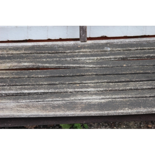 113 - WOODEN GARDEN BENCH
120 X 49 X 89CM