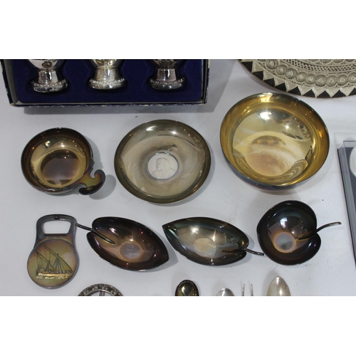 432 - QUANTITY OF SILVER PLATE INCLUDING CHRISTOFLE