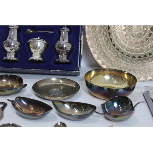 432 - QUANTITY OF SILVER PLATE INCLUDING CHRISTOFLE