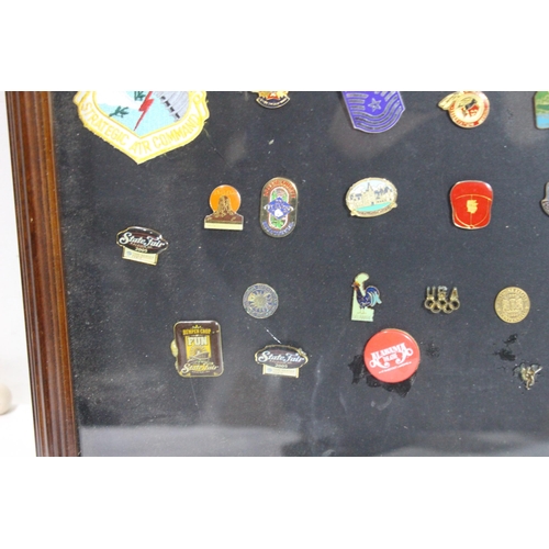 530 - FRAMED COLLECTION OF US MILITARY MEDALS, EMBLEMS, INSIGNIAS AND MIXED BADGES
60 X 46CM