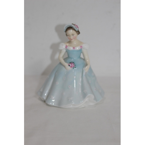 580 - ROYAL DOULTON THE BRIDESMAID AND 2 MINIATURE ROYAL DOULTON TODY JUGS 
14CM