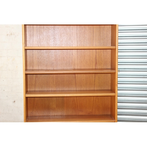 94 - RETRO NATHAN BOOKCASE AND UNIT 
88 X 27 X 194CM