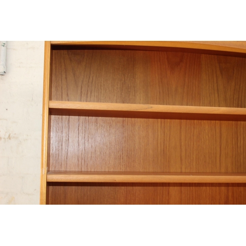 94 - RETRO NATHAN BOOKCASE AND UNIT 
88 X 27 X 194CM