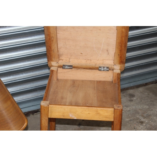 93 - 2 X RETRO TABLES AND STORAGE STOOL
85 X 45 X 40CM