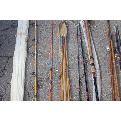 421 - 9 X FISHING RODS, REEL AND ASSORTED TACKLE