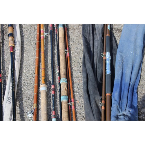 421 - 9 X FISHING RODS, REEL AND ASSORTED TACKLE