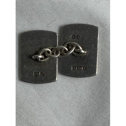 682 - BOXED SILVER CUFFLINKS