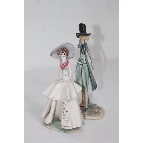 176 - QUANTITY OF FIGURES 
20CM