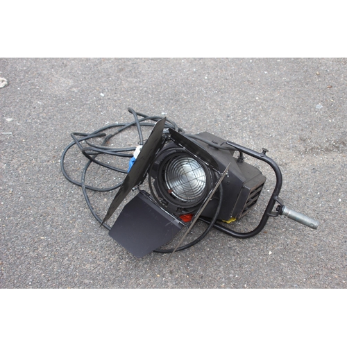 144 - QUARTZCOLOR CASTOR THEATRE STAGE LIGHT
