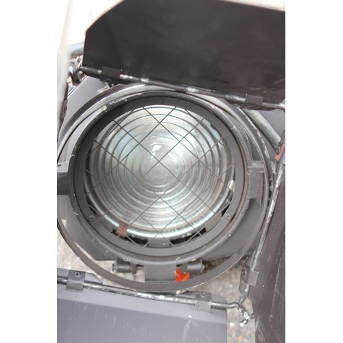 144 - QUARTZCOLOR CASTOR THEATRE STAGE LIGHT