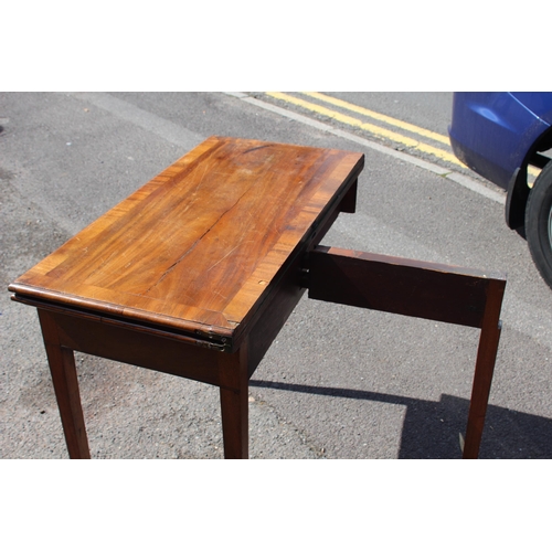 14 - VINTAGE CARD TABLE 
83 X 76CM