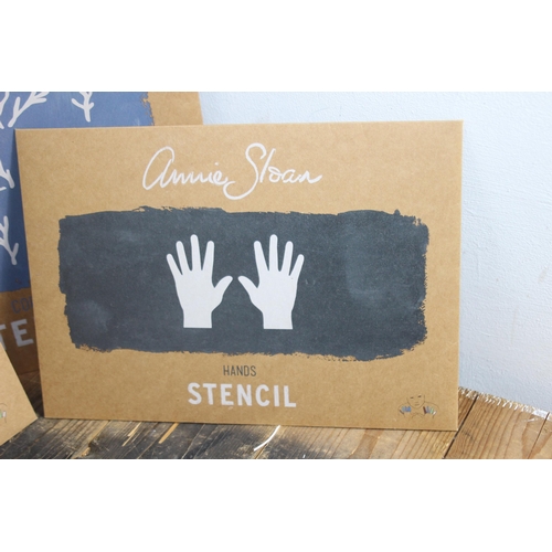 289 - QUANTITY OF ANNIE SLOAN STENCILS AND ROLLERS - USED