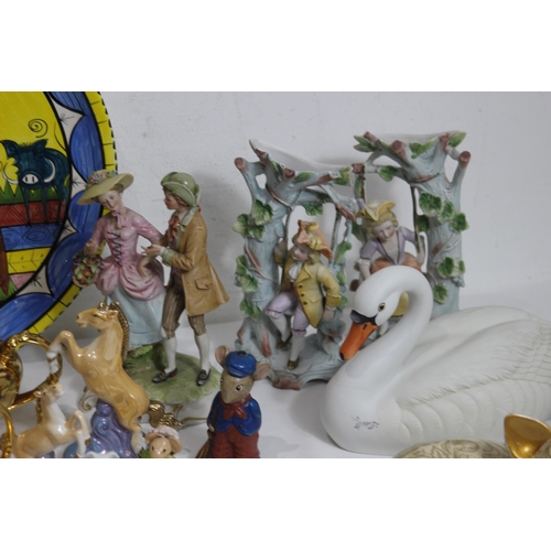 326 - QUANTITY OF MIXED CHINA FIGURES ETC