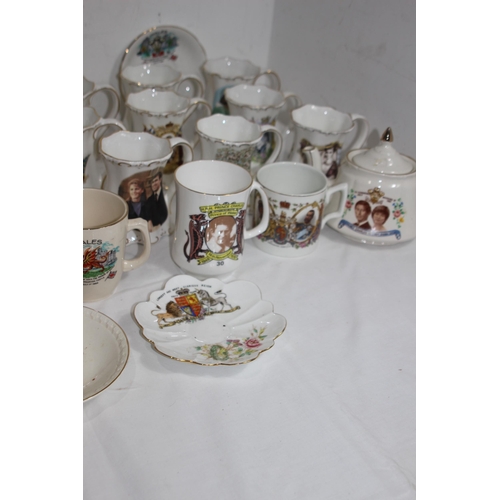 341 - QUANTITY OF COMMEMORATIVE CHINA