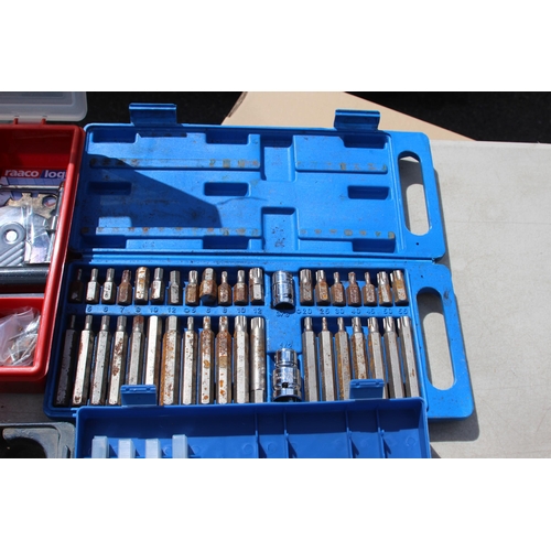 452 - QUANTITY OF TOOLS