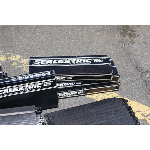 706 - QUANTITY OF SCALEXTRIC