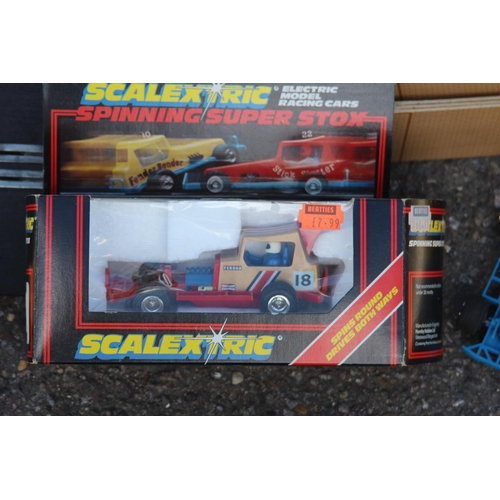 707 - QUANTITY OF SCALEXTRIC