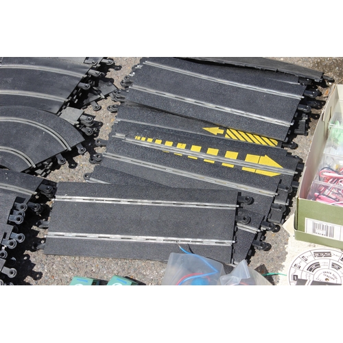 709 - QUANTITY OF SCALEXTRIC