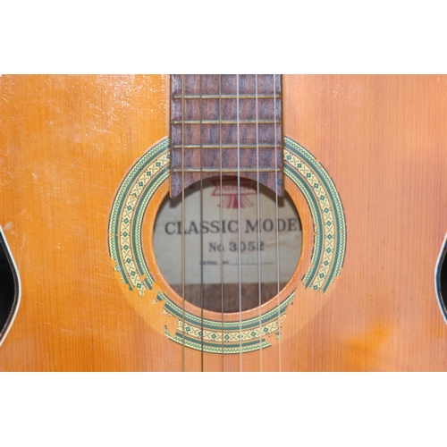 460 - PEERLESS CLASSIC MODEL GUITAR