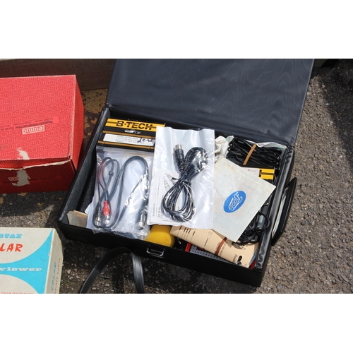 473 - LARGE QUANTITY OF VINTAGE PROJECTOR ACCESSORIES ETC