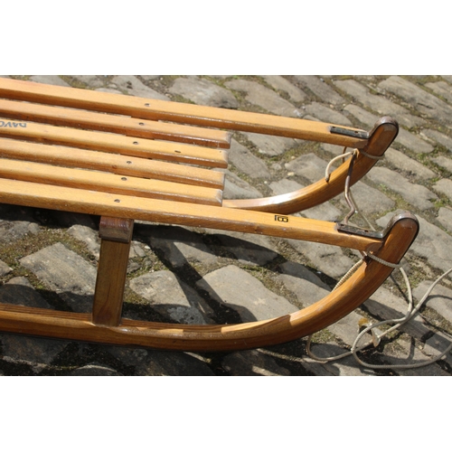 137 - VINTAGE WOODEN SLEDGE 
93 X 30 X 20CM