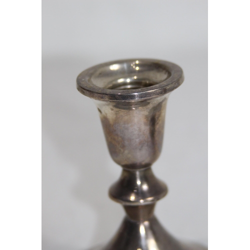 1053 - PAIR OF TOWLE STERLING SILVER CANDLE STICKS
11 x 9CM