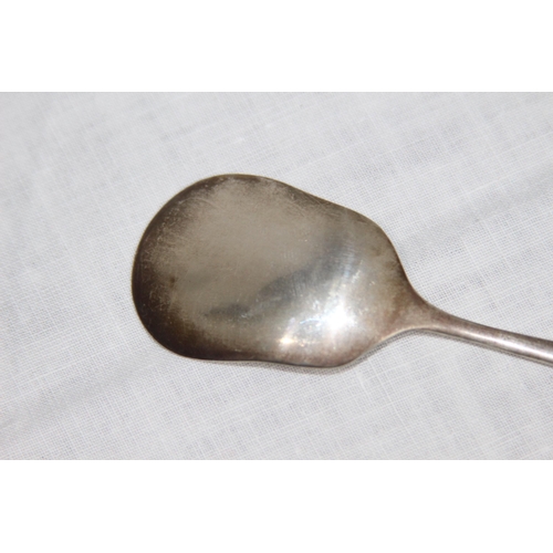 1060 - A P AND CO SILVER PRESERVE SPOON - BIRMINGHAM 1962 - 15G