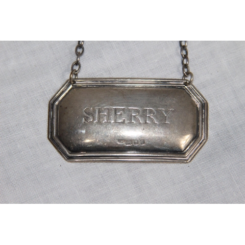 1077 - SILVER DECANTER LABEL FOR SHERRY - LONDON 1971 - 11G