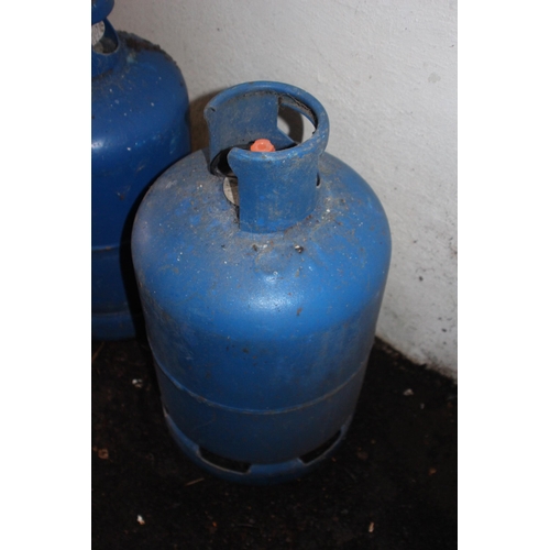 153 - 2 X CALOR GAS BOTTLES - 15KG - NOT FULL