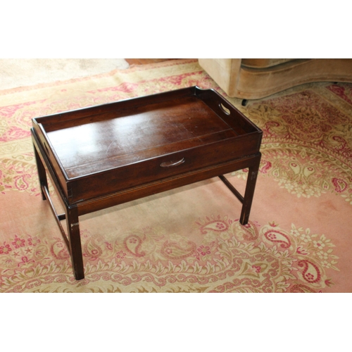 21 - VINTAGE BUTLERS TABLE