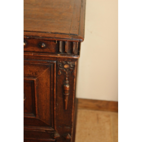 29 - EDWARDIAN OAK CARVED SIDEBOARD  
119 X 78 X 58CM