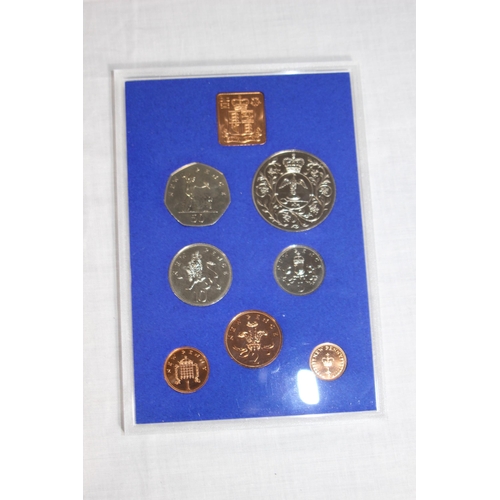 932 - 3 CASED COINS SETS OF GREAT BRITISH AND NORTHERN IRELAND 1977