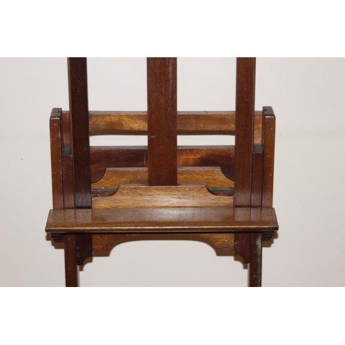 446 - VINTAGE ARTIST EASEL