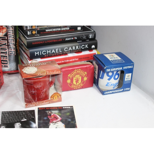 486 - QUANTITY OF MAN UNITED MEMORABILIA