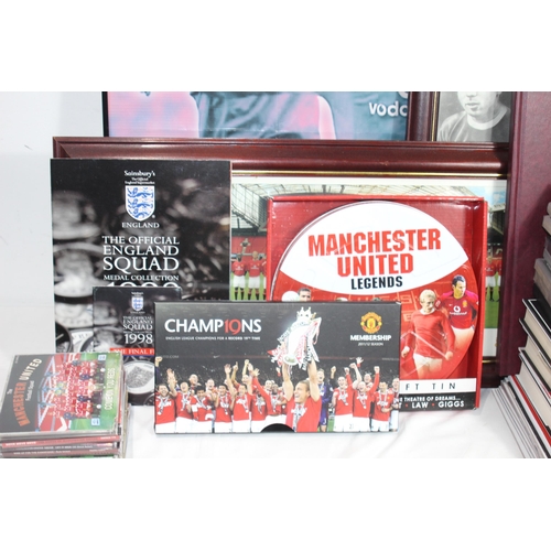 486 - QUANTITY OF MAN UNITED MEMORABILIA