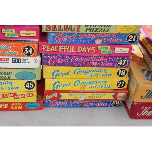 675 - LARGE QUANTITY OF VINTAGE JIGSAW PUZZLES