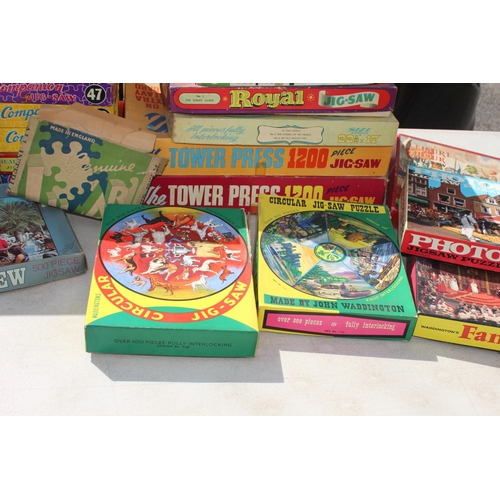 675 - LARGE QUANTITY OF VINTAGE JIGSAW PUZZLES