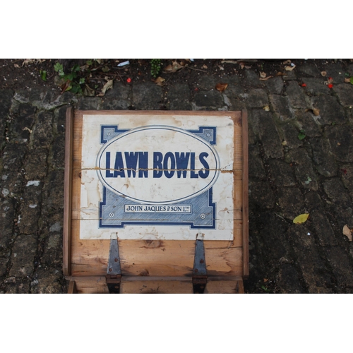 676 - VINTAGE BOXED JOHN JAQUES LAWN BOWLS