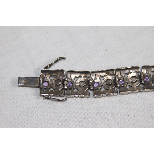 1004 - MULTI PANEL FORM SILVER BRACELET SET WITH PURPLE STONE - 39G