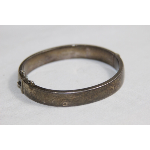 1027 - DEMI BRIGHT-CUT SILVER BRACELET - BIRMINGHAM 1961