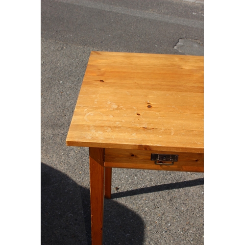 10 - PINE DESK TABLE WITH LOCKABLE DRAWERS 
90 X 58 X 75CM