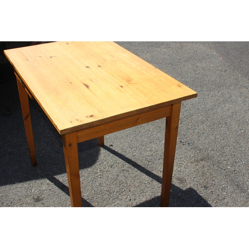 10 - PINE DESK TABLE WITH LOCKABLE DRAWERS 
90 X 58 X 75CM